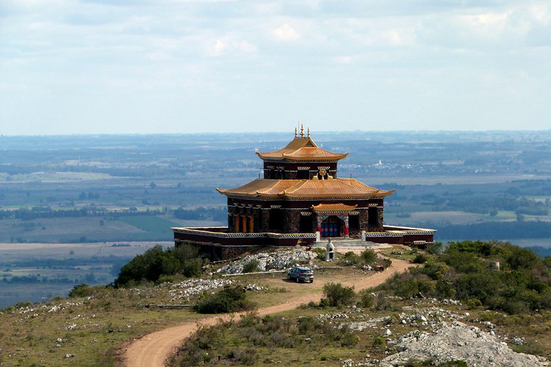 Templo Budista en las Sierras de Minas, Lavalleja, Uruguay